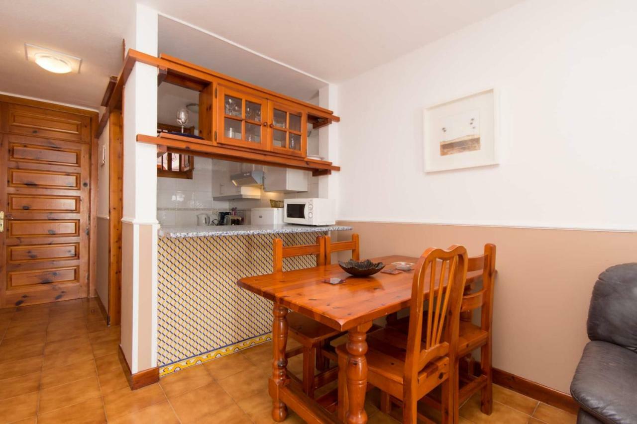 Beachfront Apartment Arona  Extérieur photo
